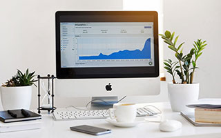 鹿晗关晓彤又双叒叕上热搜博主曝二人分手原因男方酗酒发酒疯